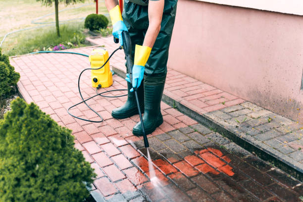 Best Sidewalk and Walkway Cleaning  in Roslyn, NY